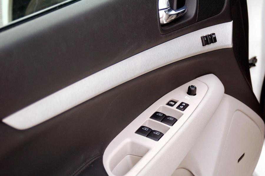  Infiniti G37x S Sedan 2009 года  (фото 11 из 44)